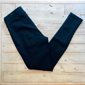 Old Navy women’s XS “Stevie” black pants excellent condition